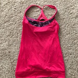 Lululemon yoga tanks